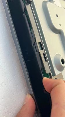 Un buon prezzo. Pannello TV LCD in vetro da 43 pollici LC430DGE-FJM2 UHD3840 RGB ×2160 UHD 103PPI 1.07B Colore 51 pin in linea