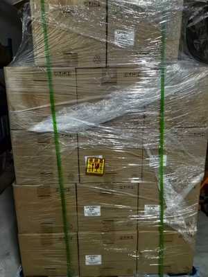 Un buon prezzo. Display LCD automobilistico LG da 15,4 pollici con risoluzione 1920*1200 pixel e alta luminosità di 800 cd/m² per uso esterno in linea