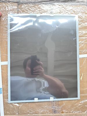 Un buon prezzo. Monitor LCD industriale BOE da 19